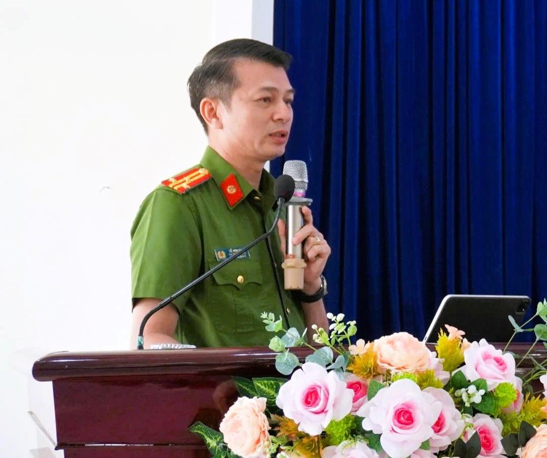 Gần 600 Bí thư chi bộ, Tổ trưởng tổ dân phố tham gia buổi tuyên truyền
