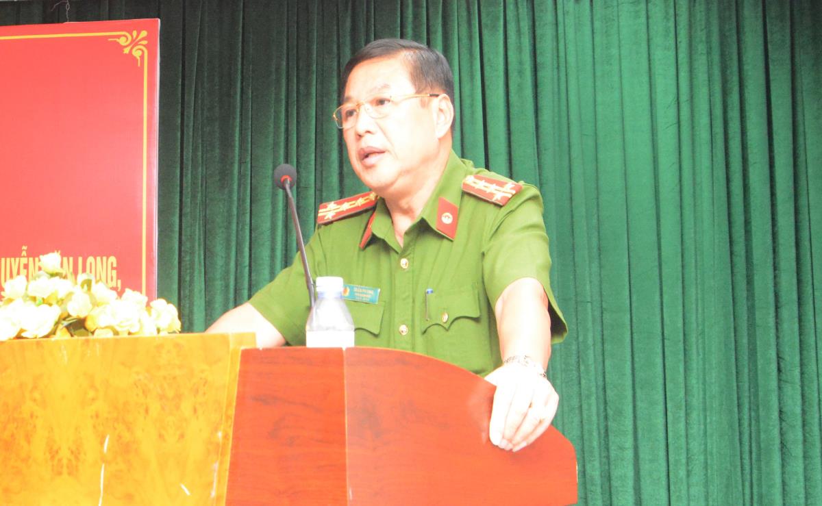 Đại tá Trần Phòng phát biểu chỉ đạo tại Hội nghị.