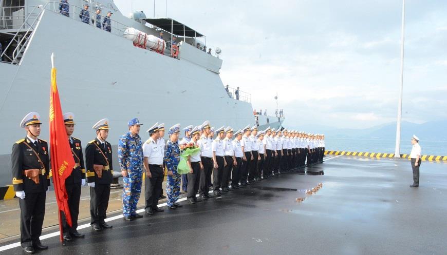 Lễ đón đoàn tại Quân cảng Cam Ranh.