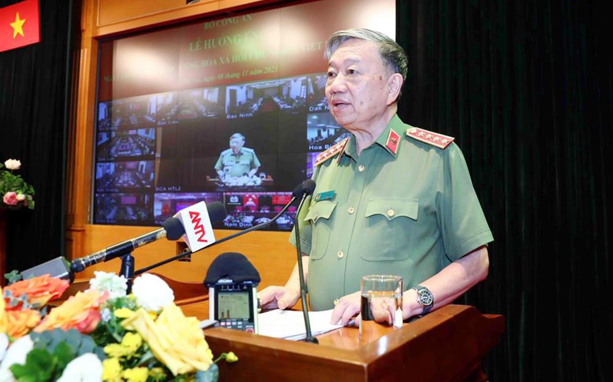 Thượng tá Nguyễn Đại Đồng - Phó Giám đốc Công an TP chủ trì điểm cầu trực tuyến tại Đà Nẵng.