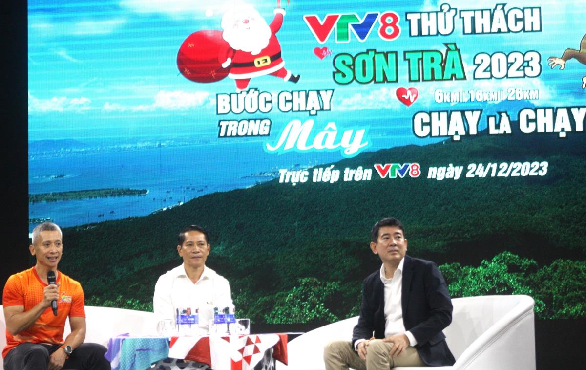Ông Nguyễn Cao Giang - Phó giám đốc Công ty cổ phần Thành An giới thiệu về giải đấu.