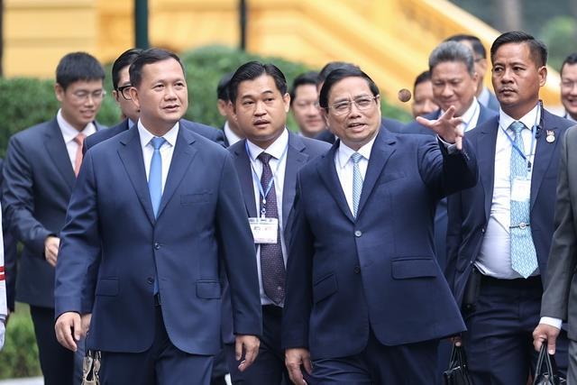 Thủ tướng Phạm Minh Chính đón Thủ tướng Hun Manet.