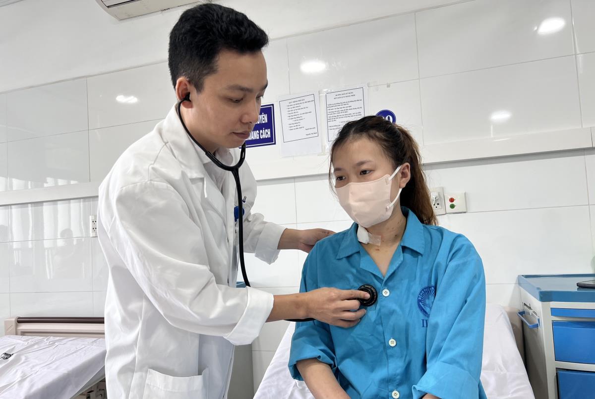 Nữ bệnh nhân Nguyễn Q.N. được chăm sóc, điều trị tại Bệnh viện Đà Nẵng.