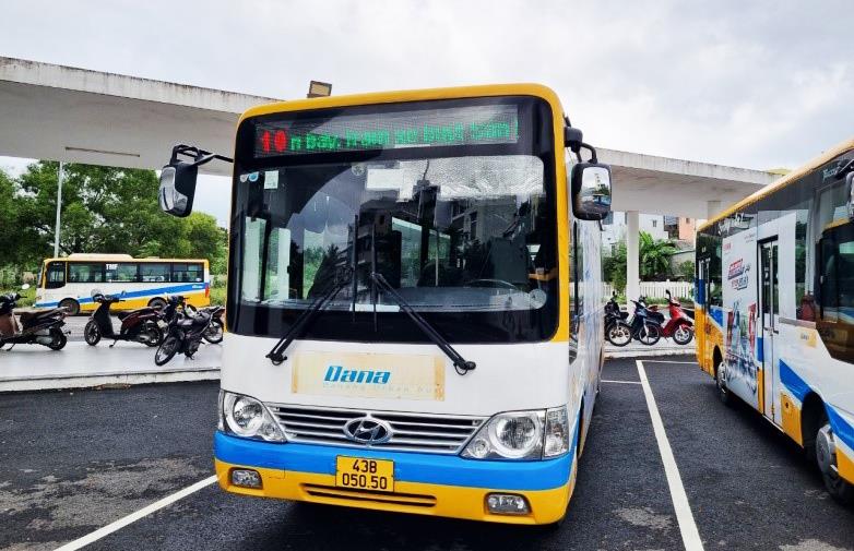 Các phương tiện xe buýt trợ giá chạy tuyến Sân bay Quốc tế Đà Nẵng – Non Nước