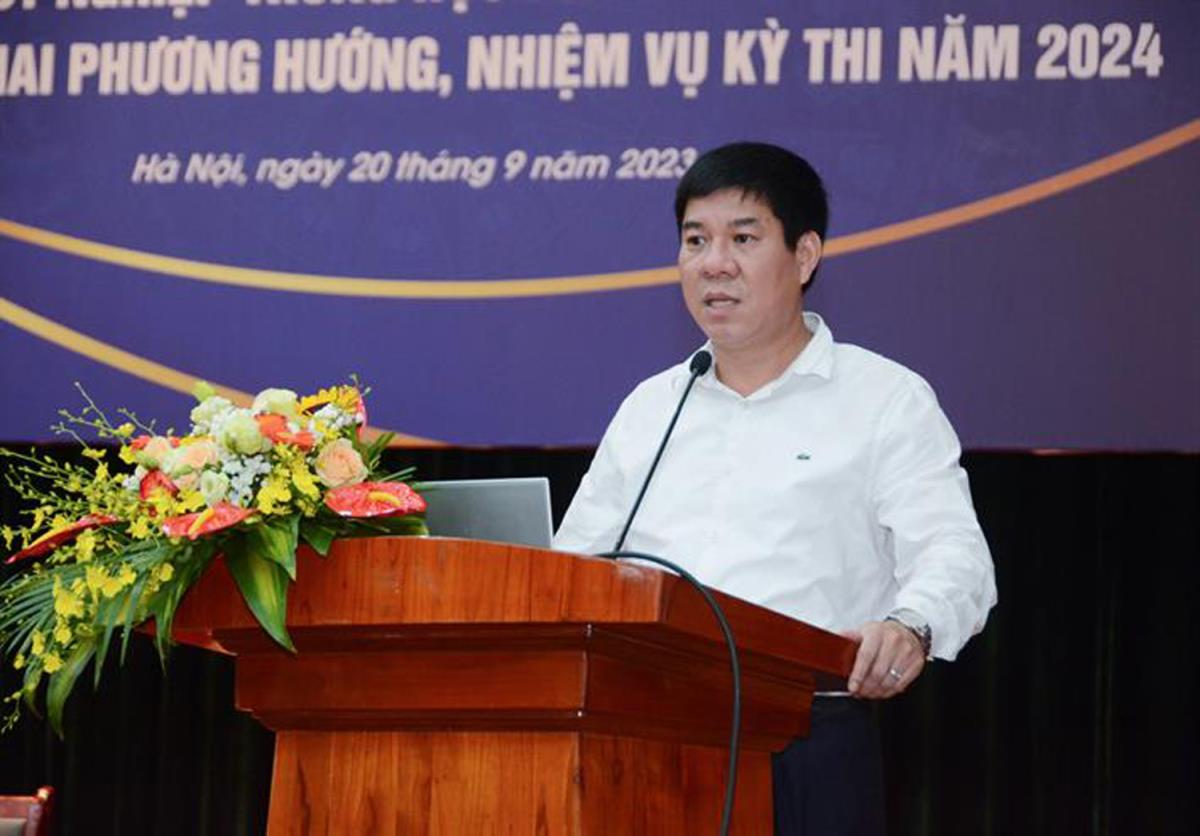 Cục trưởng Cục Quản lý chất lượng Huỳnh Văn Chương báo cáo tại Hội nghị.