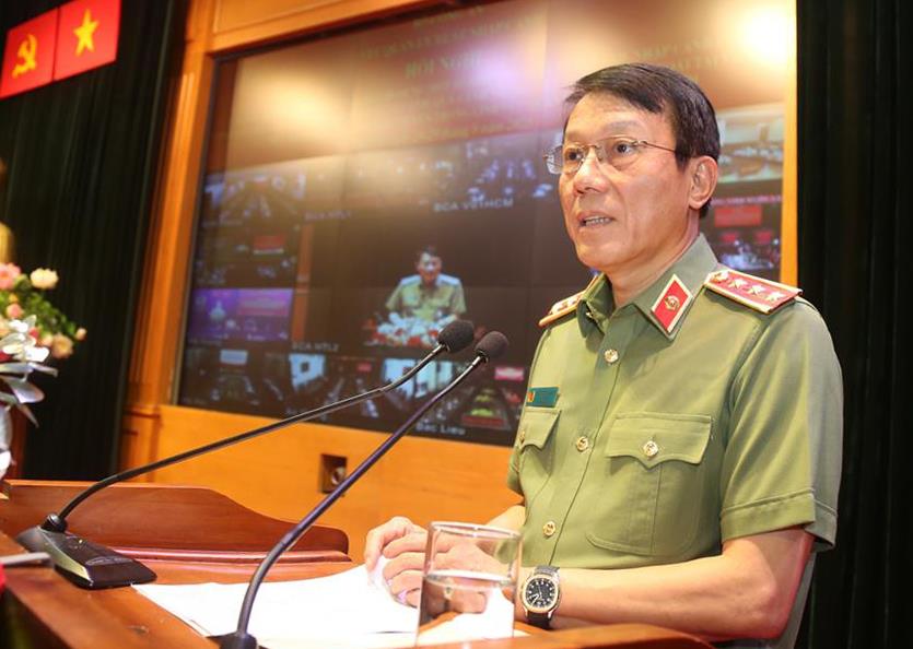 Thượng tá Nguyễn Đại Đồng - Phó Giám đốc Công an TP Đà Nẵng chủ trì điểm cầu Công an TP Đà Nẵng với sự tham gia của Công an các đơn vị, địa phương.