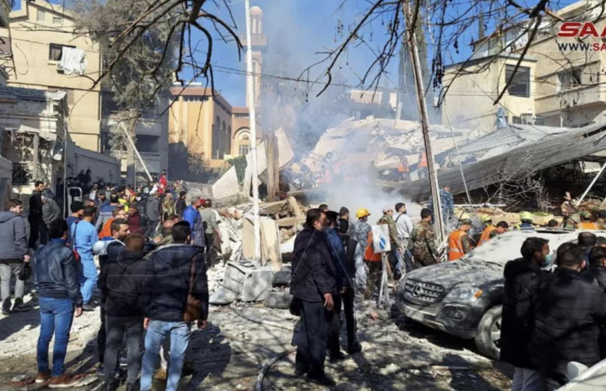 Hiện trường vụ tấn công của Israel tại khu phố Mazzeh, Damascus (Syria) hôm 20-1. Ảnh: SANA