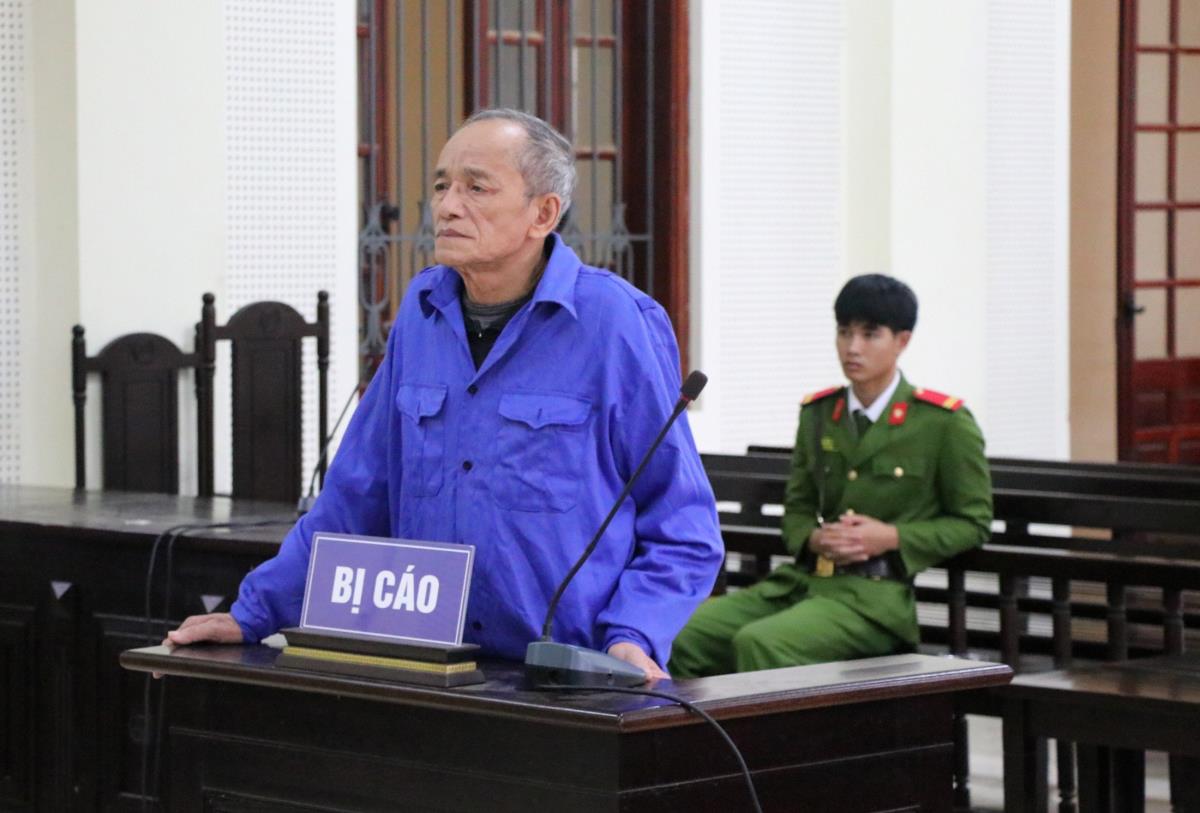 Bị cáo Nguyễn Duy Hùng tại tòa.