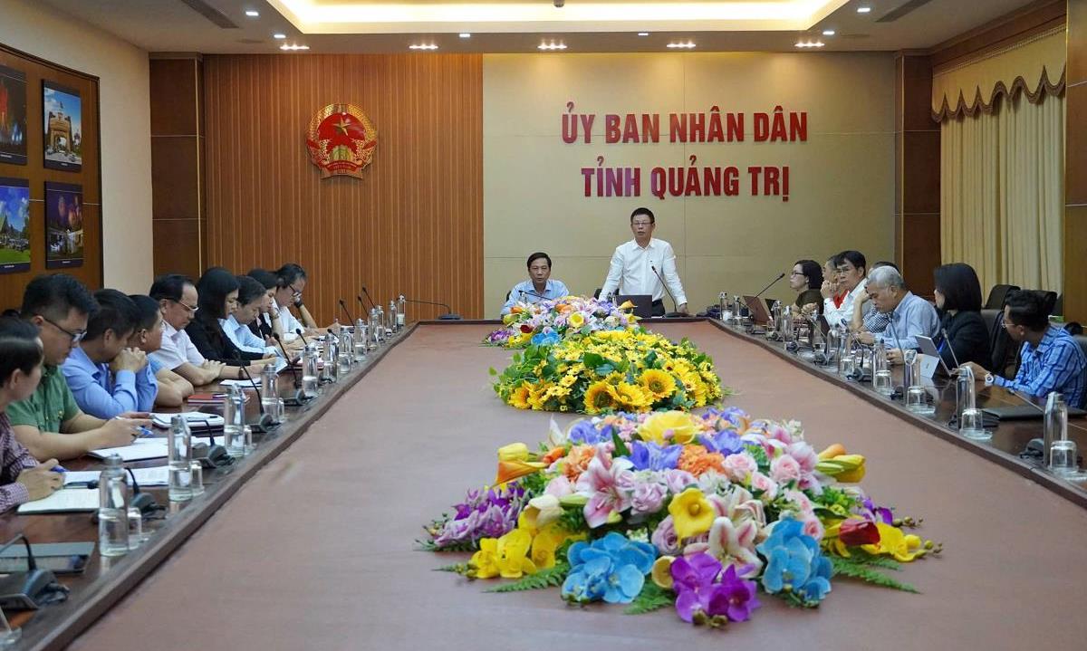Quang cảnh buổi họp bàn tổ chức Giải vô địch quốc gia Marathon và cự ly dài Báo Tiền Phong năm 2025 tại Quảng Trị (ngày 27-11).