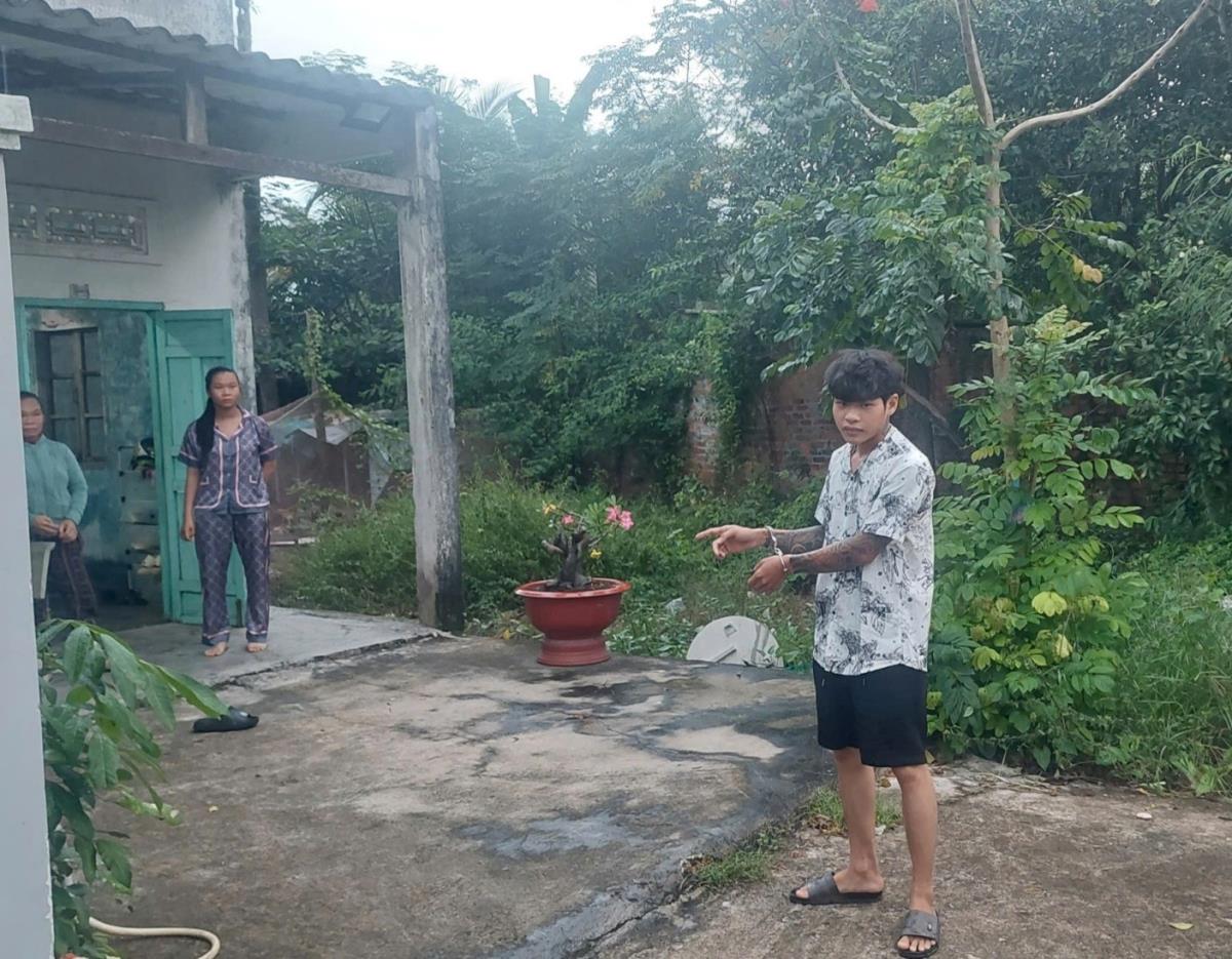 Đối tượng Thảo tại hiện trường vụ việc.