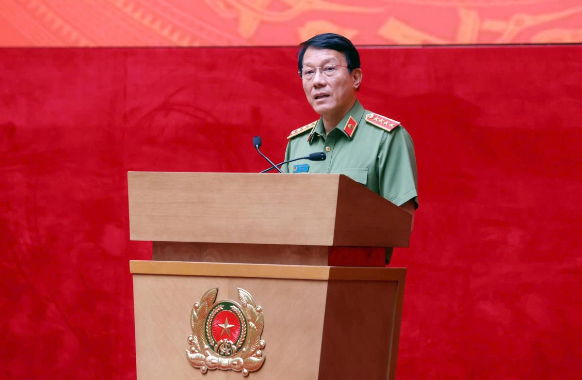 Bộ trưởng Lương Tam Quang và các đại biểu dự Hội nghị.