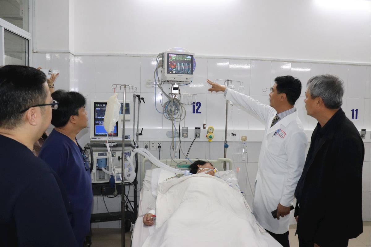 Động viên, thăm hỏi thân nhân những người bị nạn
