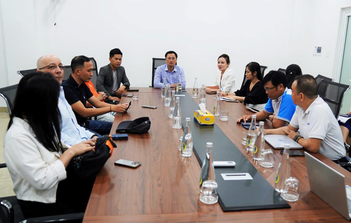 Một doanh nghiệp starup của TP Đà Nẵng giới thiệu dự án với Quỹ Crossfund Vietnam.