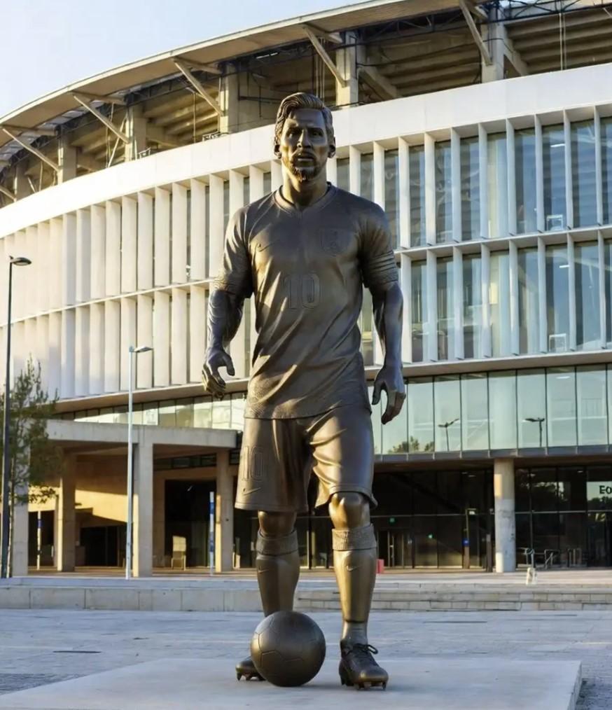 Chủ tịch Barcelona Joan Laporta khẳng định đã có mô hình tượng Messi (ảnh minh họa).