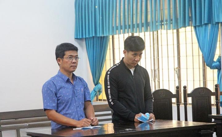 Hai bị cáo Cung Văn Tú và Nguyễn Thanh Tân.