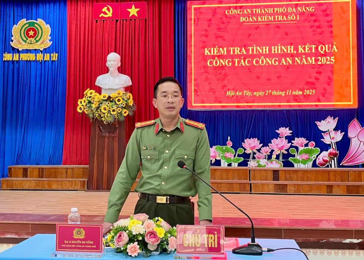 Đại tá Nguyễn Đại Đồng phát biểu kết luận tại buổi kiểm tra.