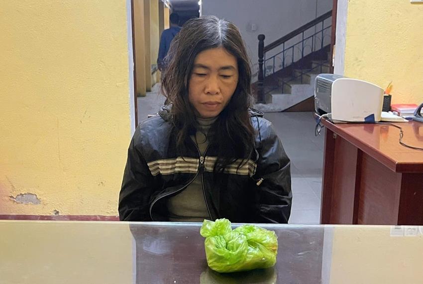 Các đối tượng: Trần Thị Minh Hà, Nguyễn Anh Tuấn Vũ,. Lê Đức Hạnh tại cơ quan Công an.