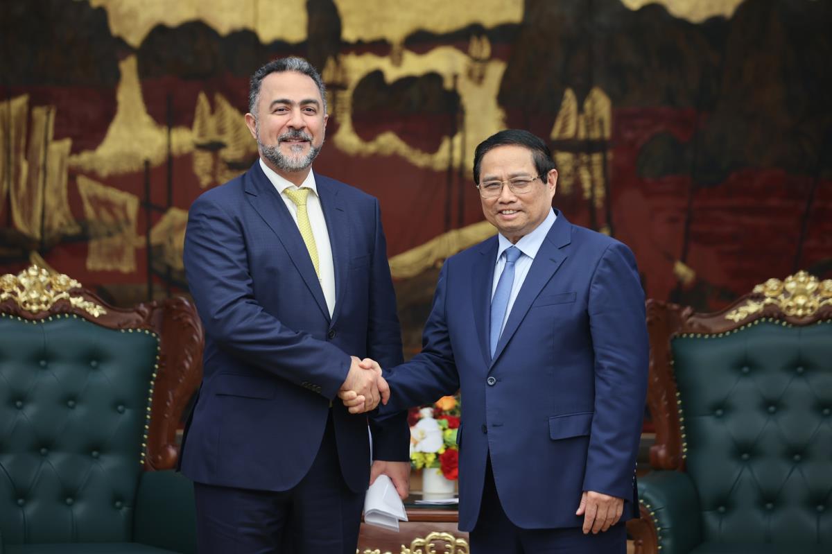 Thủ tướng Phạm Minh Chính tiếp Phó Chủ tịch Cơ quan đầu tư quốc gia Oman (OIA) Nasser bin Suliman Al Harthi.
