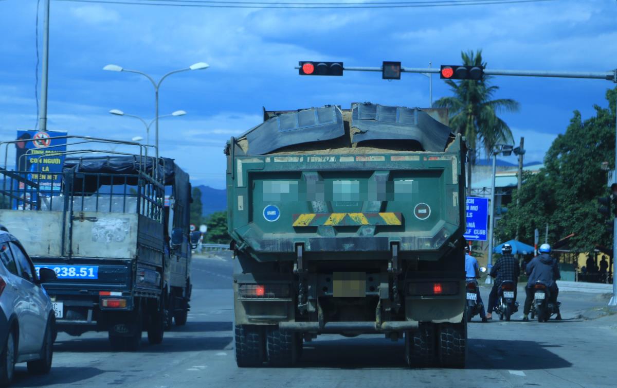 Đà Nẵng tạm dừng hoạt động trên nhiều tuyến đường đối với một số loại xe ô tô tải trong kỳ thi tốt nghiệp THPT năm 2025