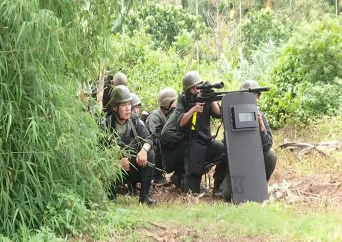 Đoàn Cảnh sát đặc nhiệm số 3 phối hợp khống chế, bắt giữ các đối tượng khủng bố tại Đắk Lắk.