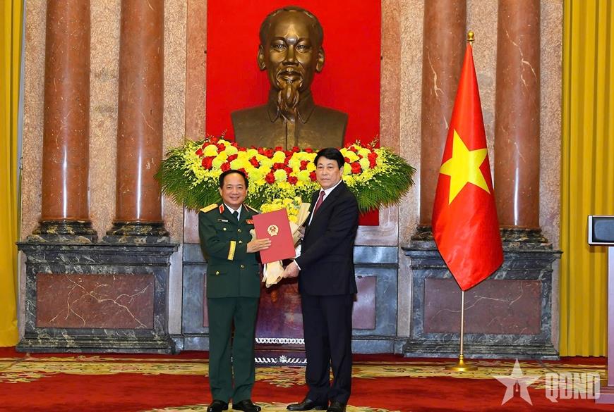Chủ tịch nước trao Quyết định thăng cấp bậc hàm Thượng tướng đối với các đồng chí Thứ trưởng Công an.