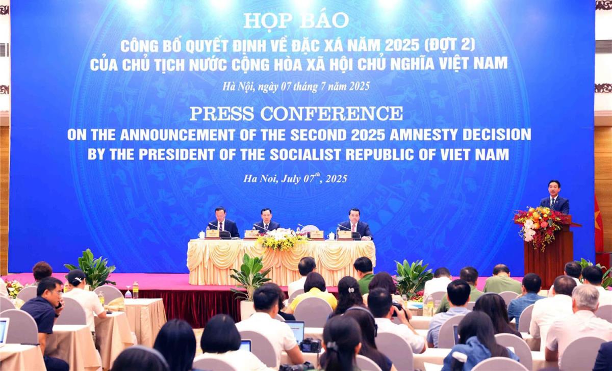 Toàn cảnh buổi Họp báo.