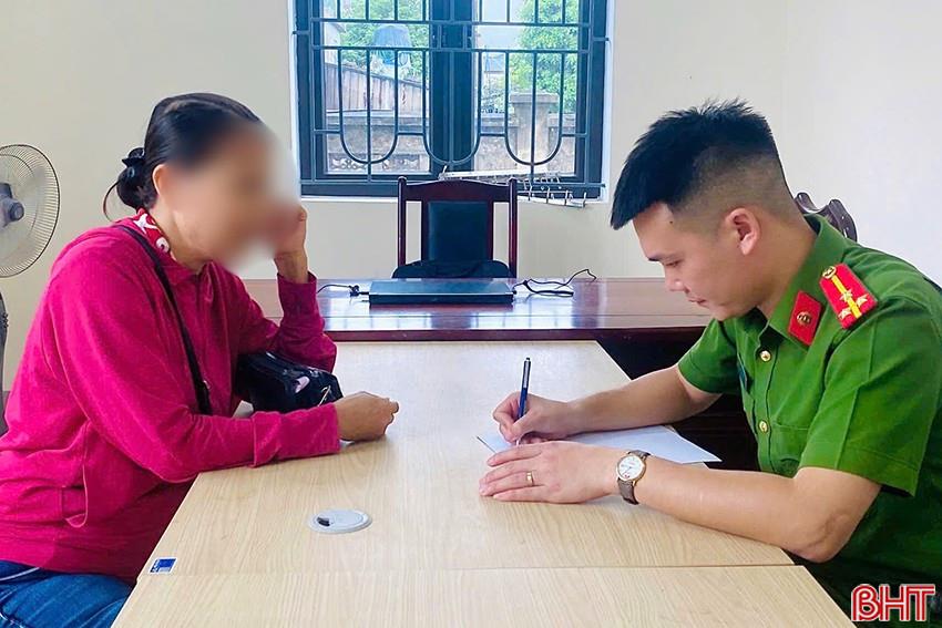 Nguyễn Thị Yến Anh trình báo về việc tin nhắn “con trai của mẹ” yêu cầu chuyển gấp 180 triệu đồng bất thường.