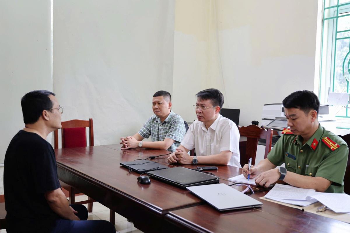 Công an tỉnh Phú Thọ khởi tố các đối tượng trong đường dây lừa đảo.