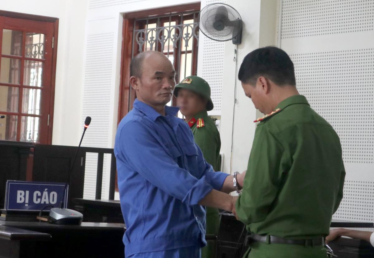 Bị cáo Vũ Văn Pháp tại tòa.