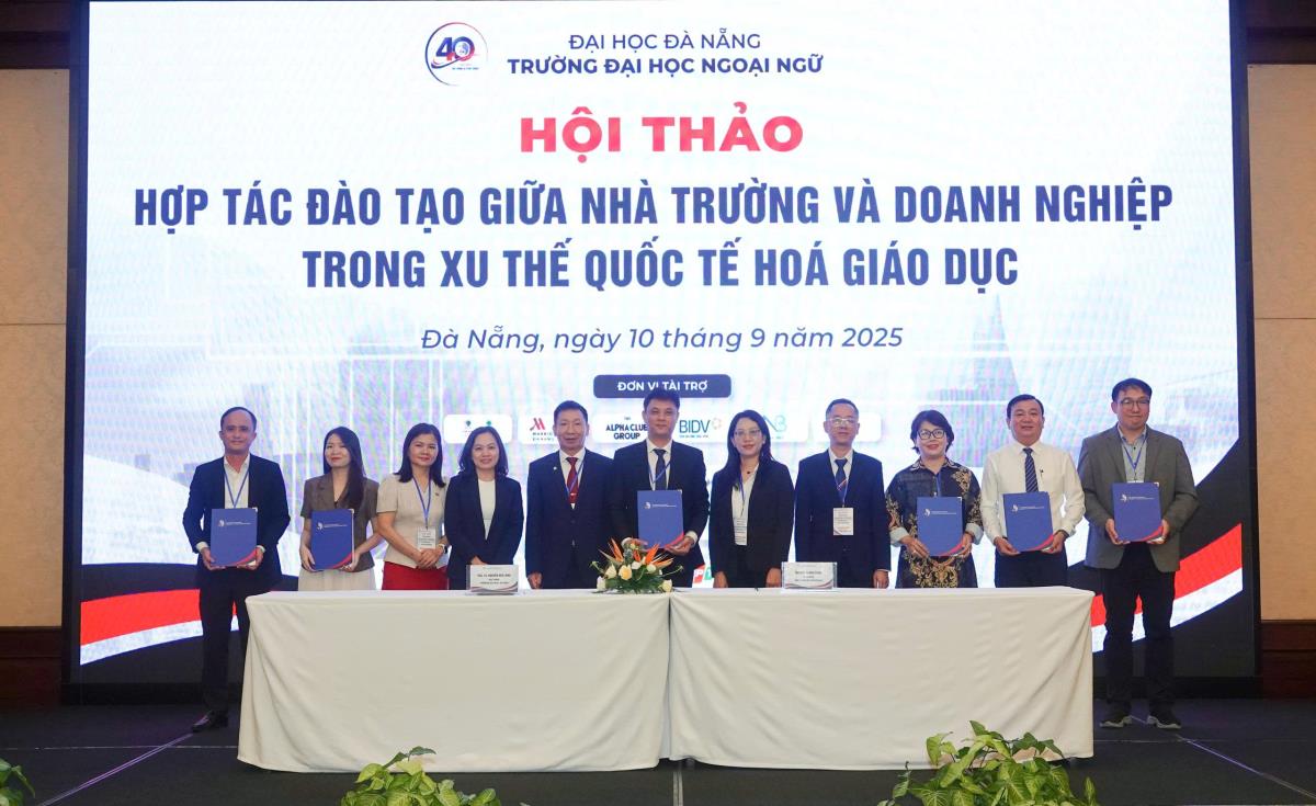Trường ĐHNN Đà Nẵng ký kết hợp tác với 5 đối tác trong nước.