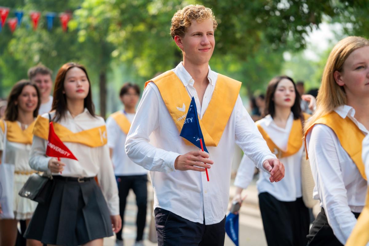 Các Giáo sư đầu ngành sẽ dẫn dắt các trung tâm nghiên cứu xuất sắc mới của VinUni