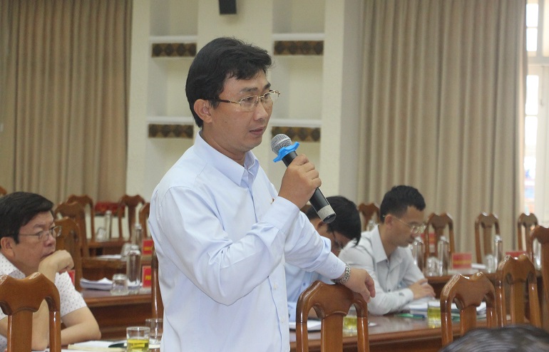 Đại biểu Nguyễn Văn Diệu kiến nghị tại tổ thảo luận (Ảnh: T.H)
