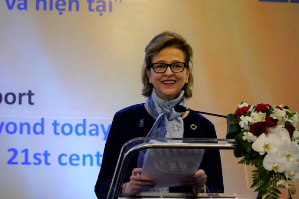 Bà Caitlin Wiesen, nguyên Trưởng Đại diện thường trú Chương trình Phát triển Liên hợp quốc (UNDP) tại Việt Nam. 
