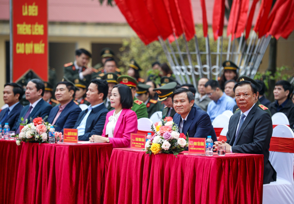 Các đại biểu dự Lễ phát động “Tết trồng cây năm 2024 - Vì một Việt Nam xanh”