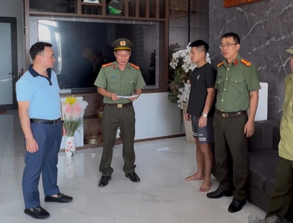 Cục An ninh mạng và phòng, chống tội phạm sử dụng công nghệ cao phối hợp với Phòng An ninh điều tra, Phòng An ninh mạng và phòng, chống tội phạm sử dụng công nghệ cao Công an tỉnh Sơn La; Công an tỉnh Bắc Ninh; Công an tỉnh Bắc Giang và Công an TP Hà Nội triệt phá thành công đường dây mua bán vũ khí trên không gian mạng với số lượng lớn.
