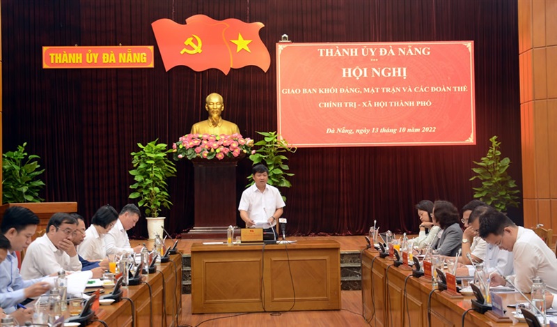 Phó Bí thư Thường trực Thành ủy Đà Nẵng Lương Nguyễn Minh Triết phát biểu tại Hội nghị.