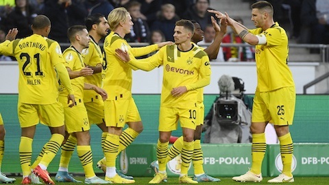 CLB Borussia Dortmund cam kết sẽ đưa sang Việt Nam đội hình mạnh.