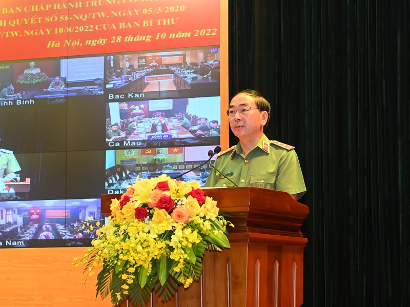 Thiếu tướng Đặng Ngọc Bách phát biểu tại Hội nghị