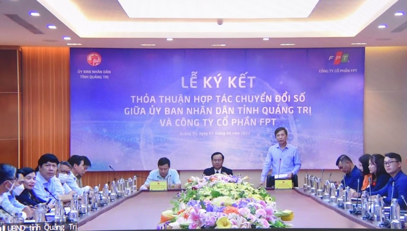 UBND tỉnh Quảng Trị và Công ty Cổ phần FPT ký kết thỏa thuận hợp tác triển khai chuyển đổi số đến năm 2025.