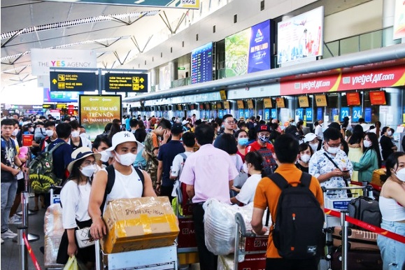 Cảng hàng không quốc tế Đà Nẵng hiện có dấu hiệu quá tải.
