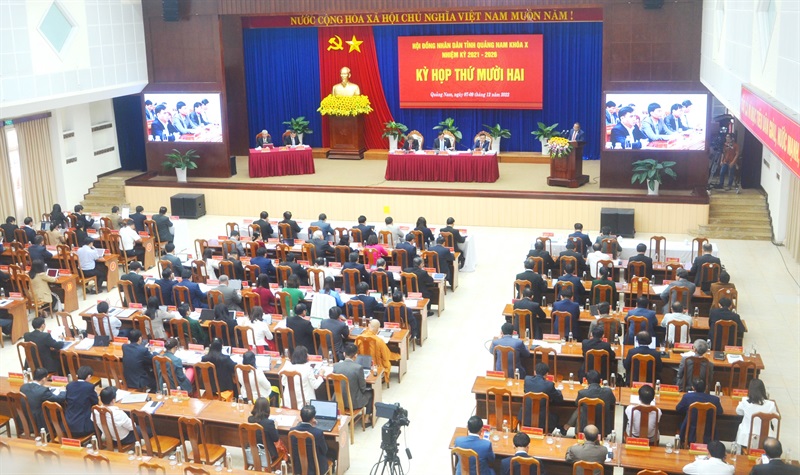 Quang cảnh kỳ họp thứ 12, HĐND tỉnh Quảng Nam khóa X.