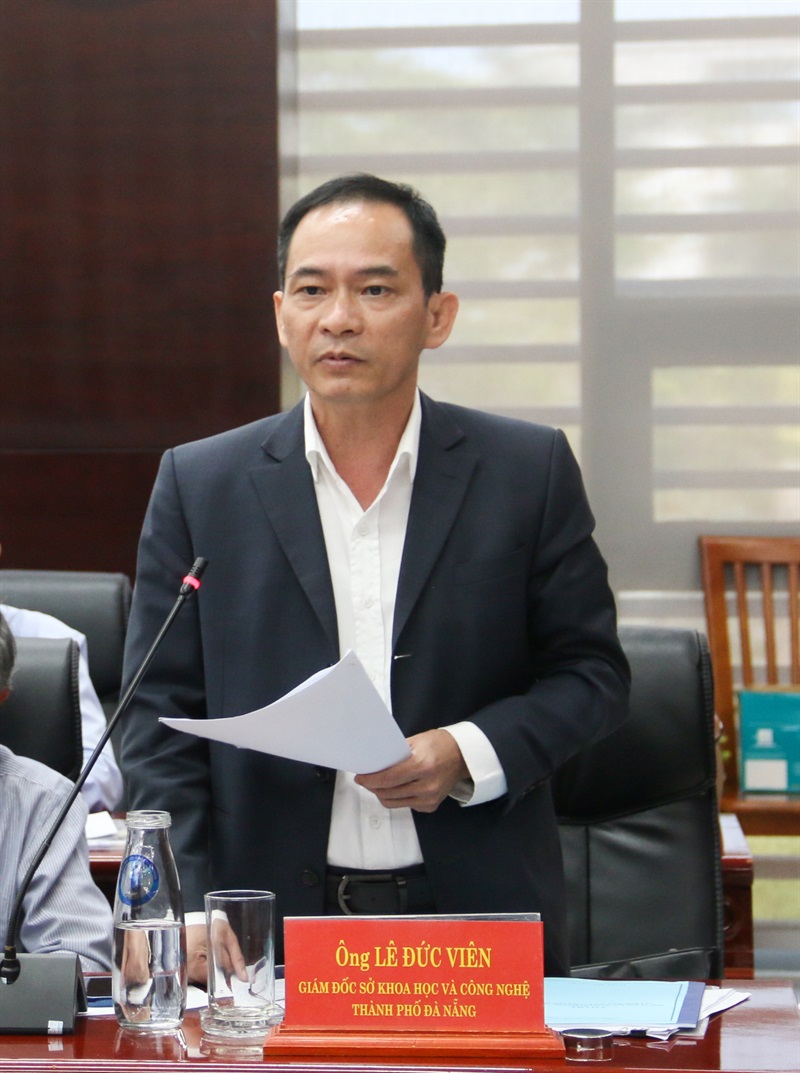 Theo ông Lê Đức Viên, Giám đốc Sở Khoa học và Công nghệ thành phố Đà Nẵng (ảnh), trong 10 năm qua, thành phố đã ban hành, sửa đổi, bổ sung 73 văn bản trong lĩnh vực khoa học, công nghệ và đổi mới sáng tạo.