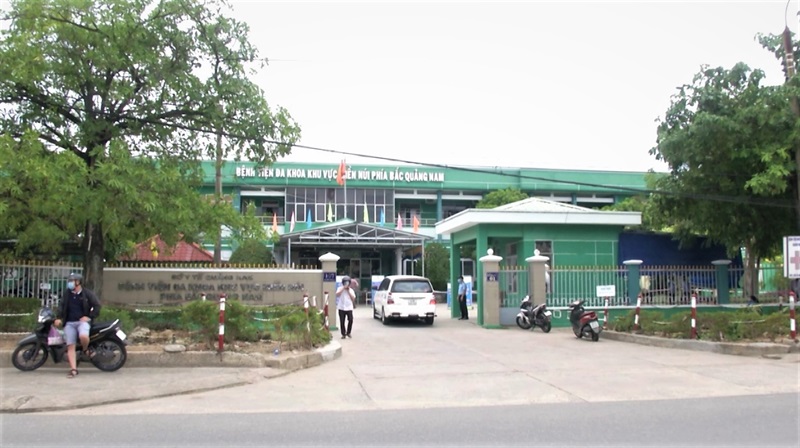 Khối hành chính và khu khám chữa bệnh của BVĐK Khu vực miền núi phía Bắc Quảng Nam.