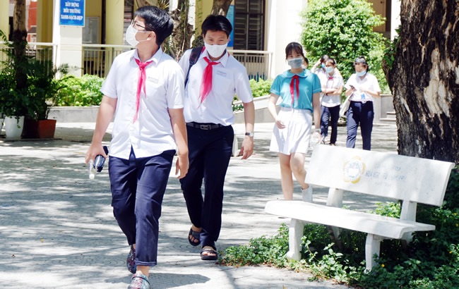 Học sinh Đà Nẵng tham dự kỳ thi tuyển sinh vào lớp 10 THPT công lập năm học 2021-2022. Ảnh: P.T