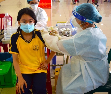 Ngành Y tế Đà Nẵng tiêm vaccine phòng COVID-19 cho trẻ em.