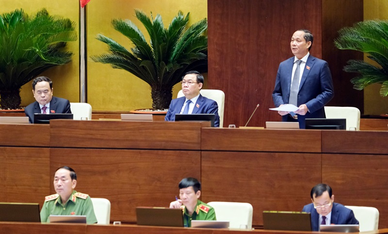 Điều hành phiên họp, Thượng tướng Trần Quang Phương - Phó Chủ tịch Quốc hội cho biết, dự án Luật Cảnh sát cơ động đã được Quốc hội cho ý kiến lần đầu tại Kỳ họp thứ 2, với tổng số 299 ý kiến phát biểu.