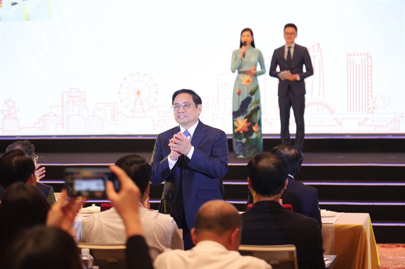 Thủ tướng cùng lãnh đạo Đà Nẵng trao quyết định đầu tư các dự án cho nhà đầu tư