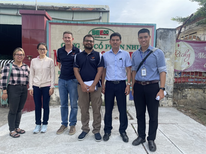 Đoàn công tác đi khảo sát KH trong Khu công nghiệp Hòa Khánh.
