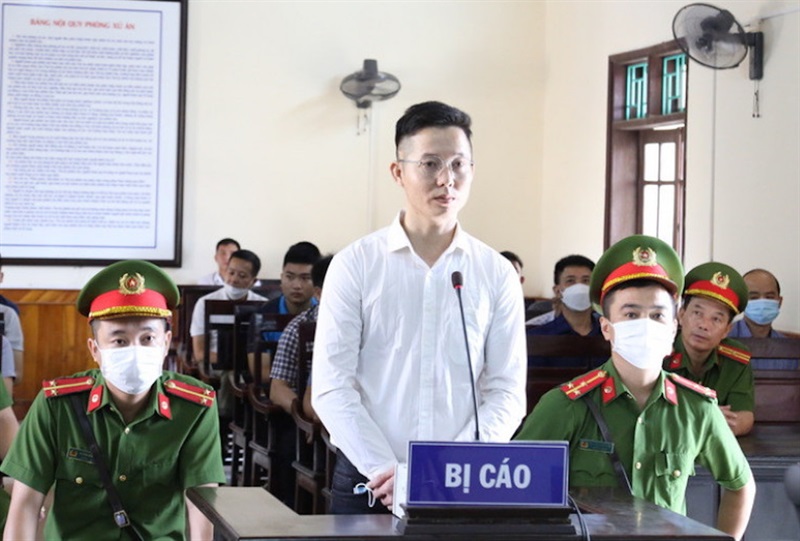 Bị cáo Nguyễn Đức Hùng tại phiên tòa.