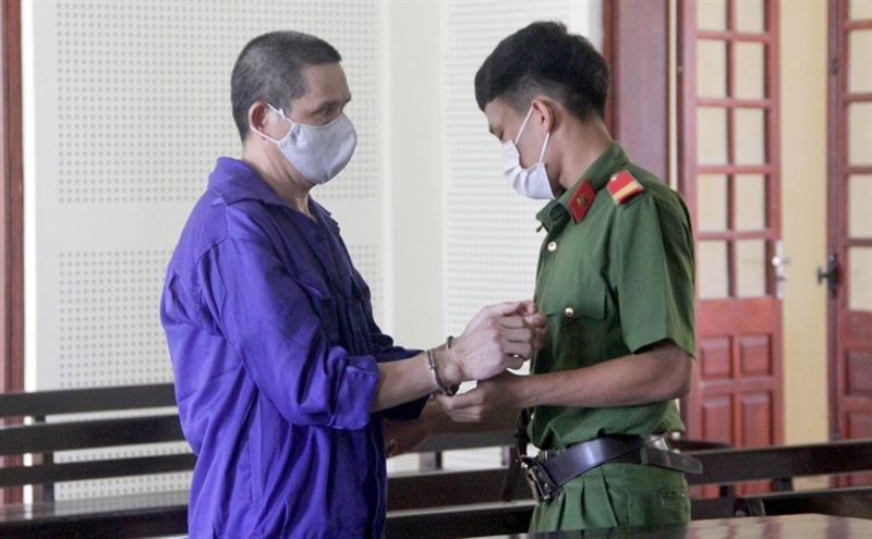 Bị cáo Trần Văn Lê tại tòa.